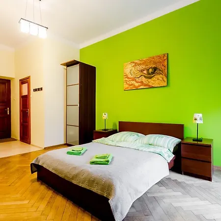 Apartment Fantasia *