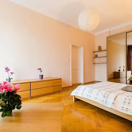 Apartment Fantasia