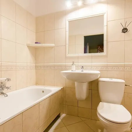 Apartment Fantasia *